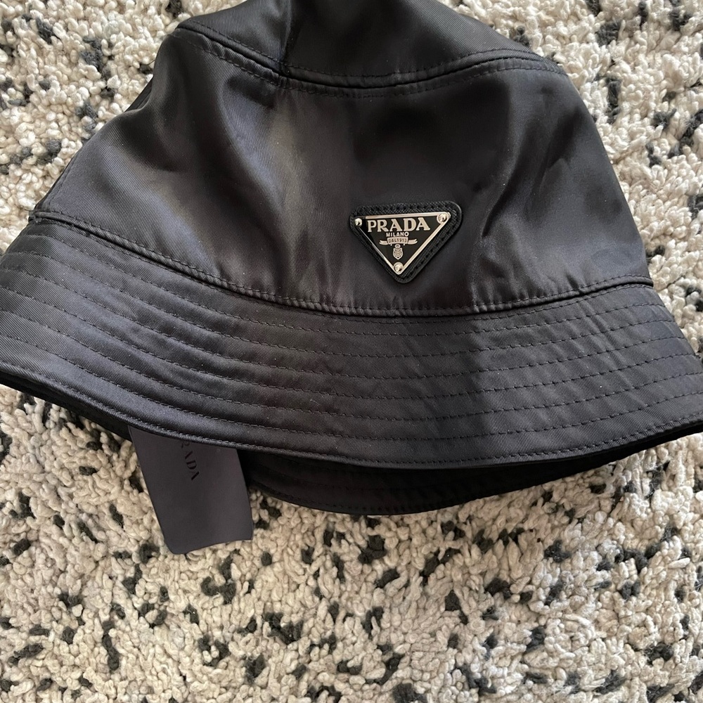 RE-NYLON BUCKET HAT Size Large